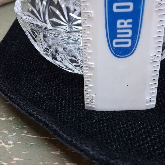 7pc. Anchor Hocking Crystal Dessert & 6 berry Bowls Starburst Medallio - Picture 8 of 8